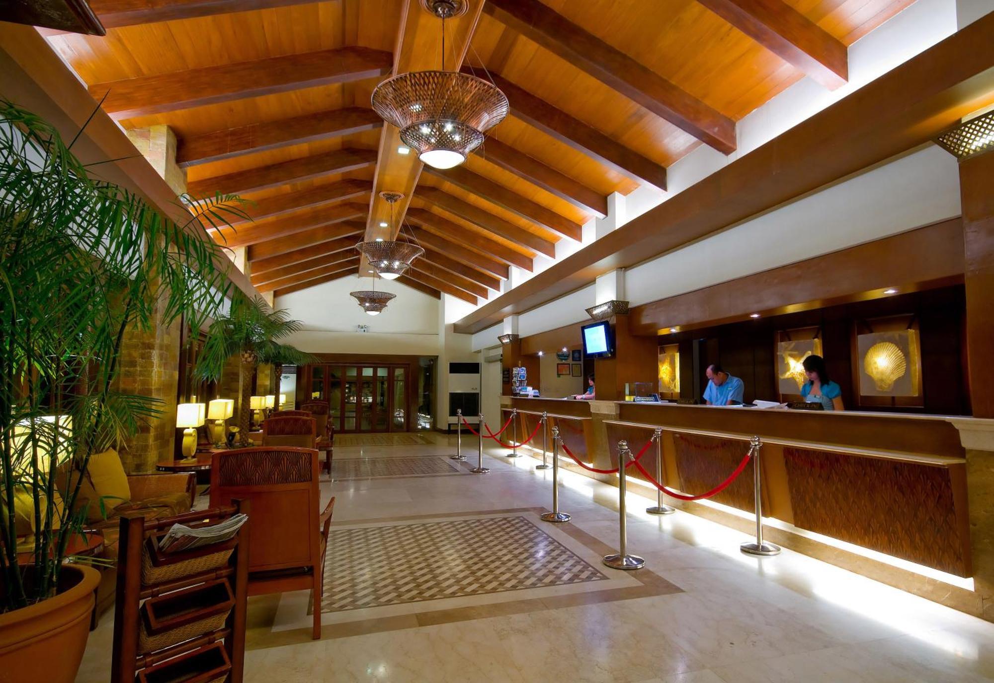 Henann Regency Resort And Spa Balabag  Exterior photo The lobby of the hotel